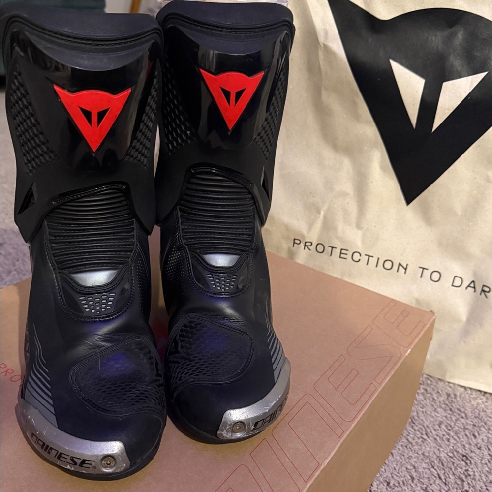 Dainese women torque 4